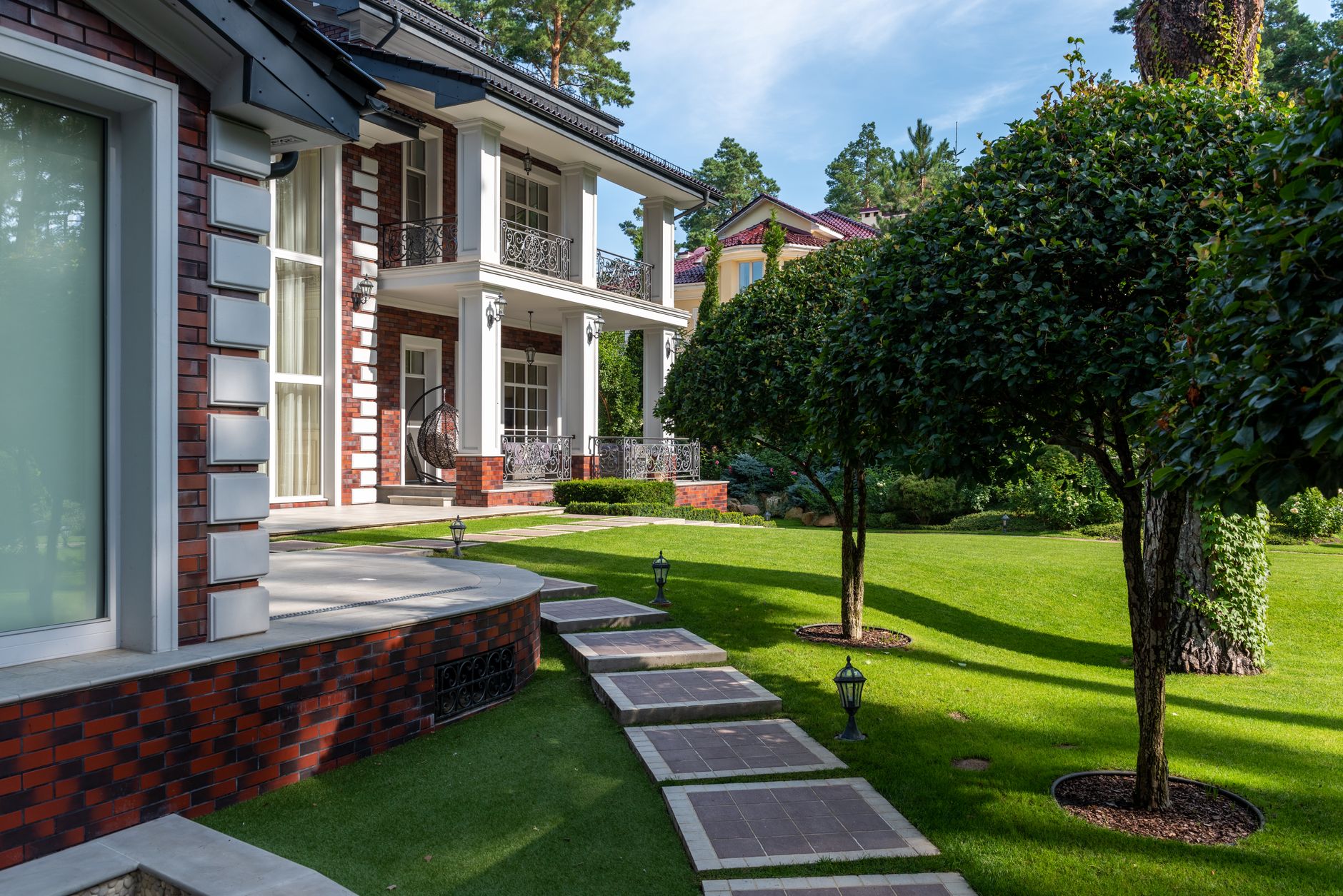 Patio & Hardscape – Live Oak